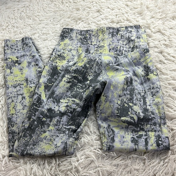 Lululemon Wunder Train High-Rise Tight with Pockets 25" Cinder Grain Smoked Spru - Picture 4 of 6